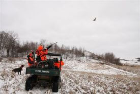 Don't let'em get away!